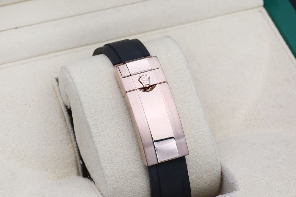 Rolex Daytona 126515 LN Image 3